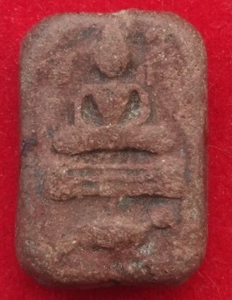 พระพุทธ หลวงพ่อปาน วัดบางนมโค พิมพ์ทรงนกฐานสามชั้น เนื้อดิน ปี2460 จ.พระนครศรีอยุธยา พร้อมบัตรรับรอง