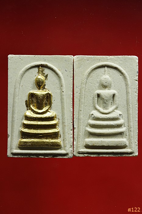 สมเด็จ 99 ปี หลวงปู่บุดดา ถาวโร สิงห์บุรี สวยๆ1ชุด 2 องค์...../40