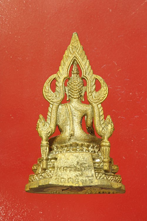 รูปหล่อพระพุทธชินราช หลวงปู่นิล วัดครบุรี