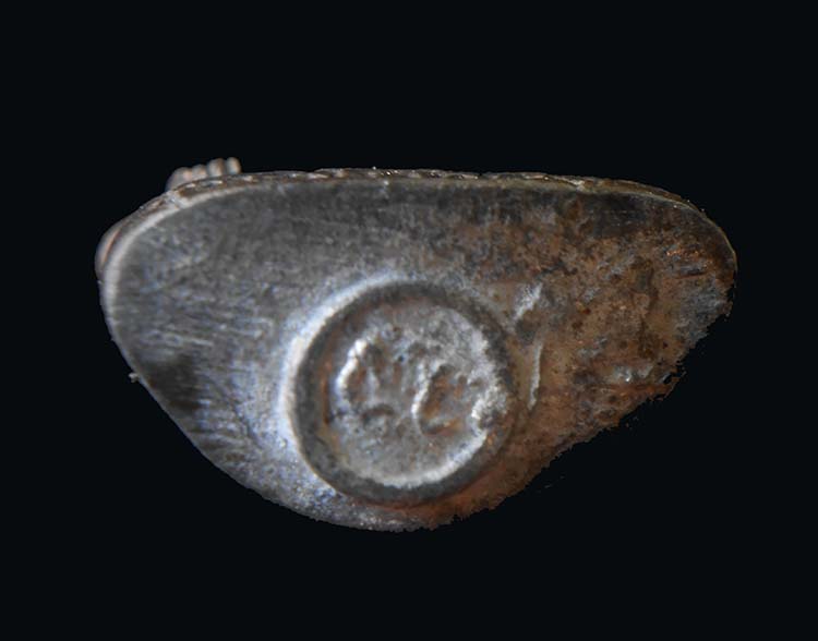 @@ พระกริ่ง หลวงพ่อมนัส  รุ่นพิทักษ์บูรพา ก้นเงิน วัดทุ่งจันดำ @@ 