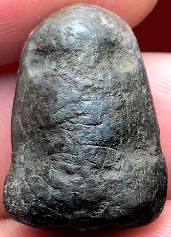 *ปิดตาหลวงปู่จันทร์ วัดบ้านยาง ราชบุรี พิมพ์หูกระต่าย เนื้อชินตะกั่ว*