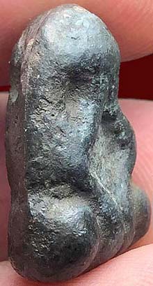 *ปิดตาหลวงปู่จันทร์ วัดบ้านยาง ราชบุรี พิมพ์หูกระต่าย เนื้อชินตะกั่ว*