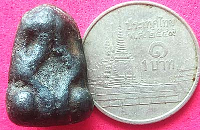 *ปิดตาหลวงปู่จันทร์ วัดบ้านยาง ราชบุรี พิมพ์หูกระต่าย เนื้อชินตะกั่ว*