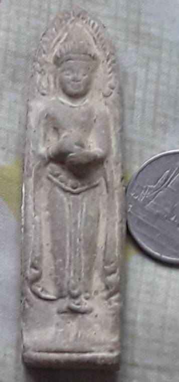 พระร่วงอุ้มบาตร วัดคุ้งวารี อ.สวรรคโลก จ.สุโขทัย