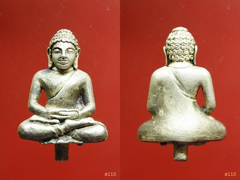 พระยอดธง หลวงพ่อคูณ ปี 2539 ตำรวจภาคที่ 3 สร้าง ชุดกรรมการ ทองคำ เงิน นวะ พร้อมกล่องกำมะหยี