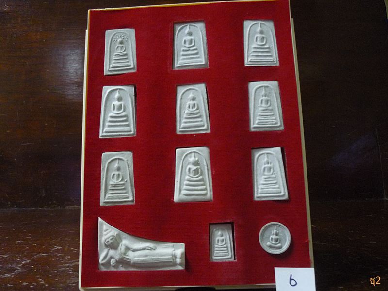 พระสมเด็จบางขุนพรหมรุ่น “อมตมหามงคล” วัดใหม่อมตรส กล่องชุด 12 องค์ ปี 2554...../6