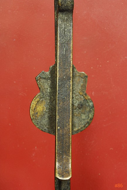 แหนบหลวงพ่อชาย วัดอู่ตะเภาแก้ว ชลบุรี