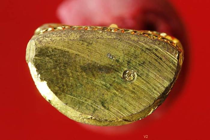 รูปเหมือนปั๊มเทพประทานพร หลวงพ่อคูณ วัดบ้านไร่ รุ่นแรก สวย คอไม่ราน ปี 2536 พร้อมกล่องเดิม..../954