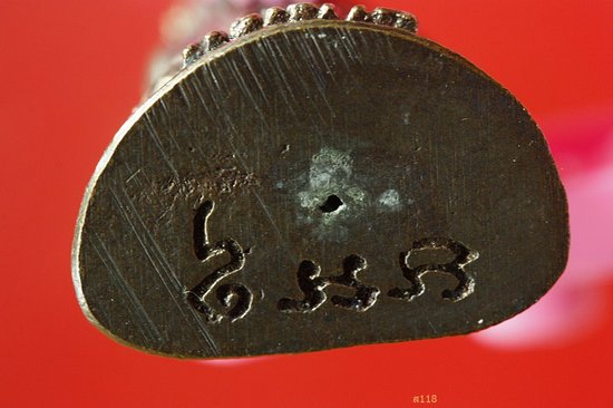 รูปหล่อลอยองค์พระมหาเศรษฐีนวโกฎิ วัดกระดาน 