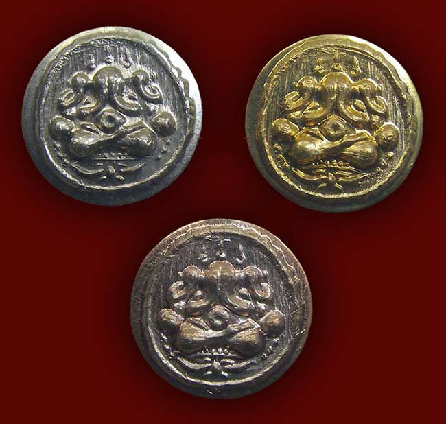 ปิดตาสามเกลอ พระอาจารย์ดิเรก วัดหนองทราบ สุพรรณบุรี ทีเดียว 3 องค์