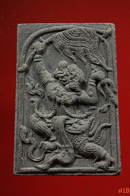 หนุมานเชิญธง ไหว้ครู 53 หลวงพ่อฟู วัดบางสมัคร ปี 2553 ตะกรุดคู่ชีวิต พร้อมซองเดิม..../2-3759