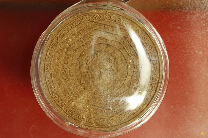 ดวงตราอาถรรพ์ชัยมหานาถ หลวงปู่ชื่น วัดตาอี เนื้อแดง