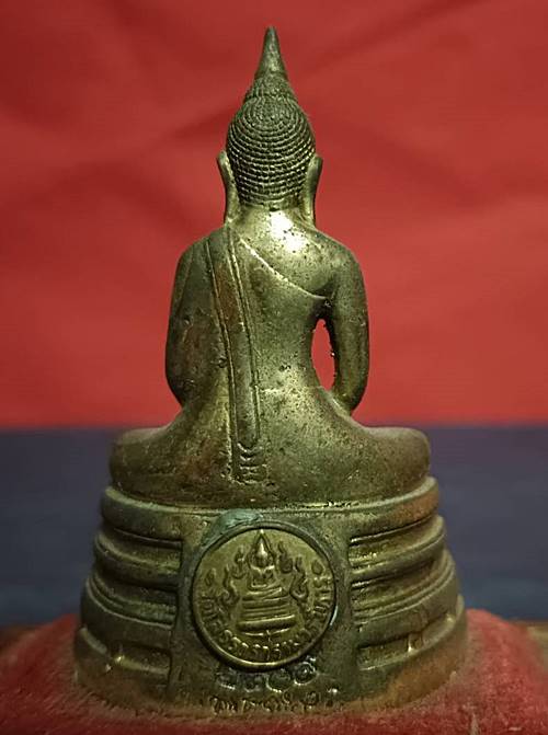 พระบูชาตั้งหน้ารถรุ่นแรก หลวงพ่อโสธร ตราปี 2509