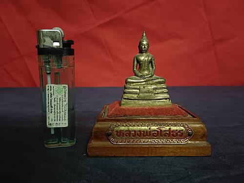 พระบูชาตั้งหน้ารถรุ่นแรก หลวงพ่อโสธร ตราปี 2509
