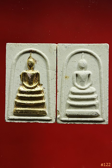 สมเด็จ 99 ปี หลวงปู่บุดดา ถาวโร สิงห์บุรี สวย ๆ 1ชุด 2 องค์...../63