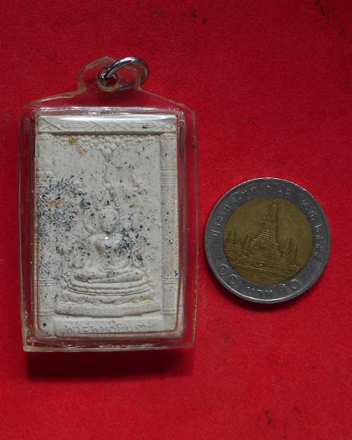  พระพุทธชินราชหลังหลวงตามหาบัว วัดป่าบ้านตาด จังหวัดอุดรธานี