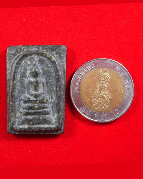 พระหินแม่น้ำโขง หลวงปู่ฟัก พิมพ์สมเด็จ วัดเขาน้อยสามผาน จังหวัดจันทบุรี