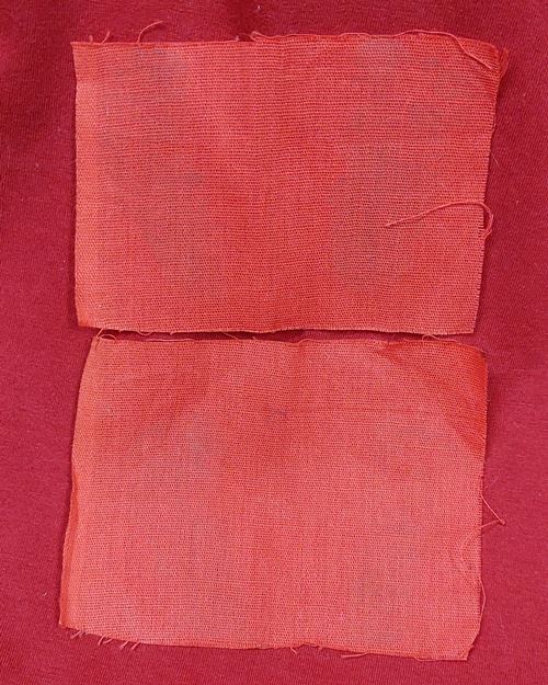 ผ้ายันต์ฝ่าเท้าผืนเล็ก หลวงปู่ครูบาน้อย ชยวังโส วัดบ้านปง 10.5x7ซ.ม. อ.แม่แตง จ.เชียงใหม่ (2ผืน)