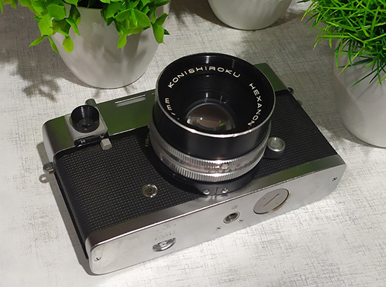 กล้องเก่า KONICA รุ่น Auto S สวย คลาสสิคบอดี้ยังสวยงามตามรูปเลยนะครับ