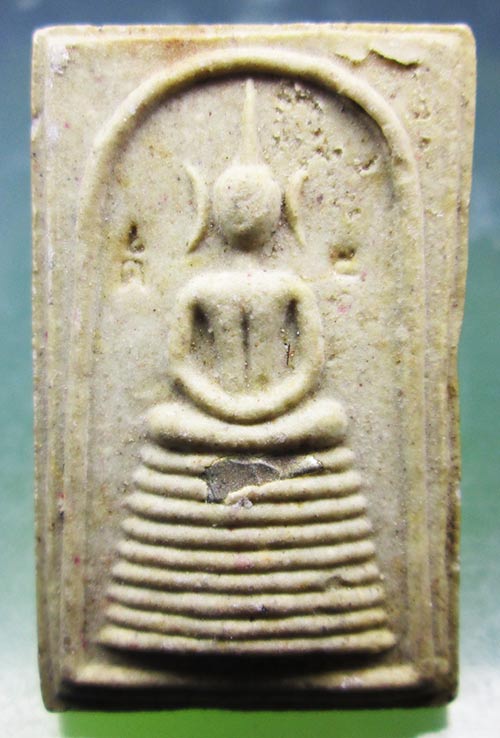 พระสมเด็จหลวงปู่เครื่อง วัดสระกำแพงใหญ่ ศรีสะเกษ ฝังตะกรุด