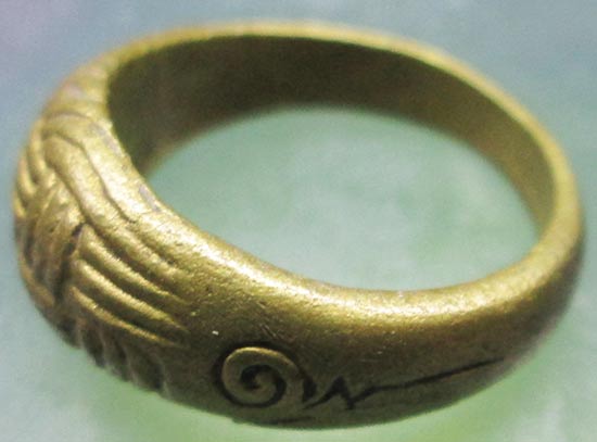 แหวนพิรอด หลวงพ่อสมบุญ วัดลำพันบอง สุพรรณบุรี