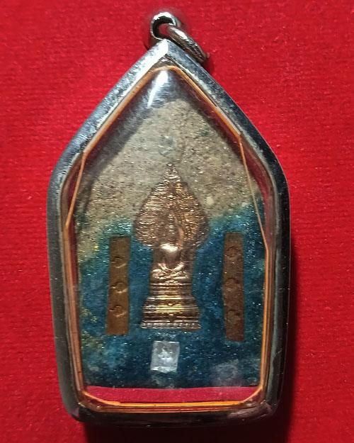  พระขุนแผนนำโชคตะกรุดทองคำ หลวงปู่ลี วัดภูผาแดง จังหวัดอุดรธานี