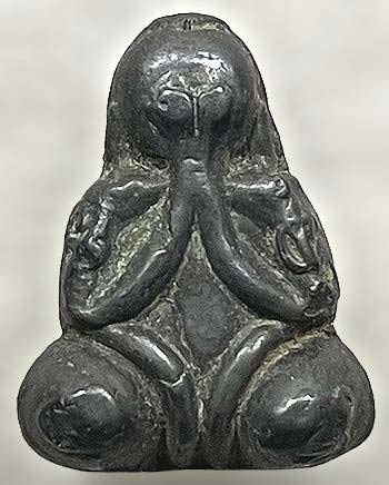 *พระปิดตาหลวงพ่อมี วัดทรงคนอง นครปฐม เนื้อเมฆพัตร ปี๒๔๖๐*