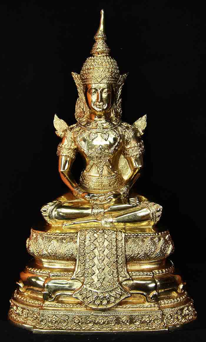 พระแก้วมรกต ทรงเครื่องฤดูร้อน