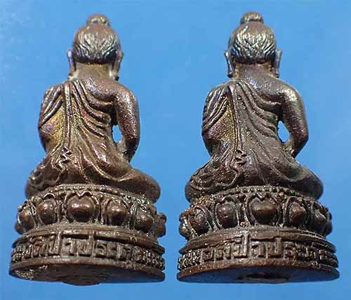 ขายขาดทุนยับ!!!พระพุทธโคดม วัดป่าประดู่ ระยอง ๒ องค์+บัตรรับรองพระแท้ ๒ ใบ*278