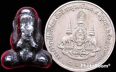 *ปิดตาสองหน้า พิมพ์จิ๋ว เนื้อเมฆพัตร หลวงพ่อเดิม วัดหนองโพ นครสวรรค์*