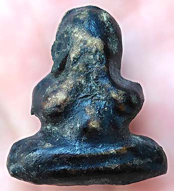 *พระปิดตา พิมพ์เล็ก เนื้อผงจุ่มรักดำ หลวงพ่อทองสุข วัดสะพานสูง นนทบุรี*