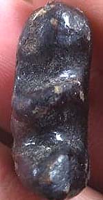 *พระปิดตา พิมพ์เล็ก เนื้อผงจุ่มรักดำ หลวงพ่อทองสุข วัดสะพานสูง นนทบุรี*