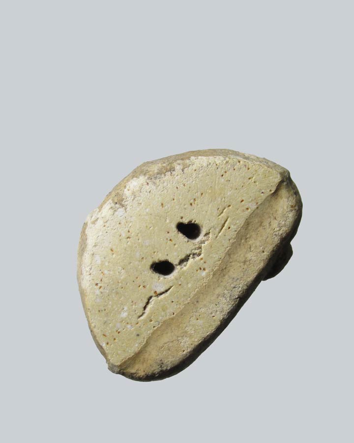 หลวงพ่อทองลอยองค์ วัดเขาตะเครา เพชรบุรี