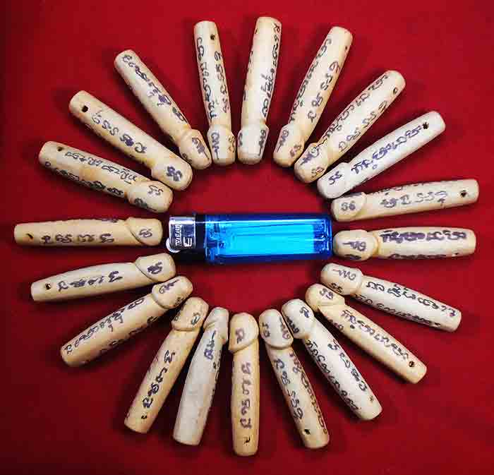 ***20 ตัว***ปลัดขิกมหาเศรษฐี เนื้อไม้มะยมตายพราย จารมือ 