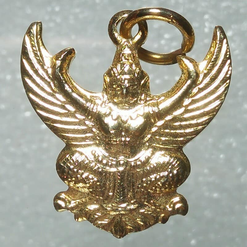 พญาครุฑ อาจารย์วราห์ วัดโพธิ์ทอง ปี ๓๙ หลังตรากาญจนาภิเษก  2 องค์ 