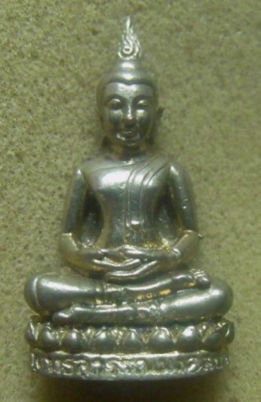 **วัดใจ**รูปหล่ออุดกริ่ง พระพุทธสุวรรณมงคลบพิตร วัดทักษิณชลธาร จ.ร้อยเอ็ด**สวยๆ