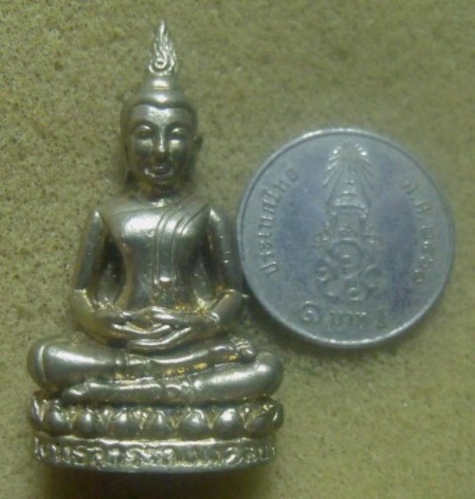 **วัดใจ**รูปหล่ออุดกริ่ง พระพุทธสุวรรณมงคลบพิตร วัดทักษิณชลธาร จ.ร้อยเอ็ด**สวยๆ
