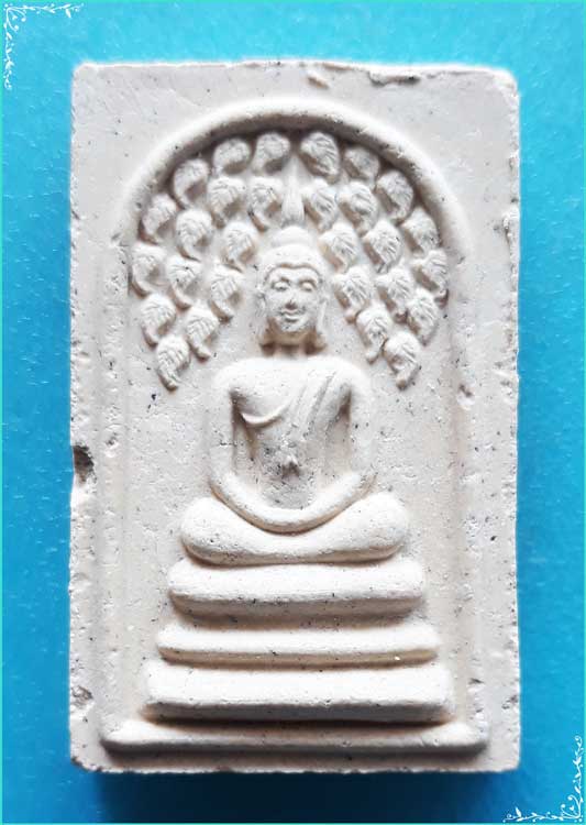 ..วัดกระซ้าขาว สส. พระสมเด็จ พิมพ์ปรกโพธิ์ เนื้อผงเก่าๆ หลังยันต์ รุ่น สร้างโบสถ์ ปี 39..