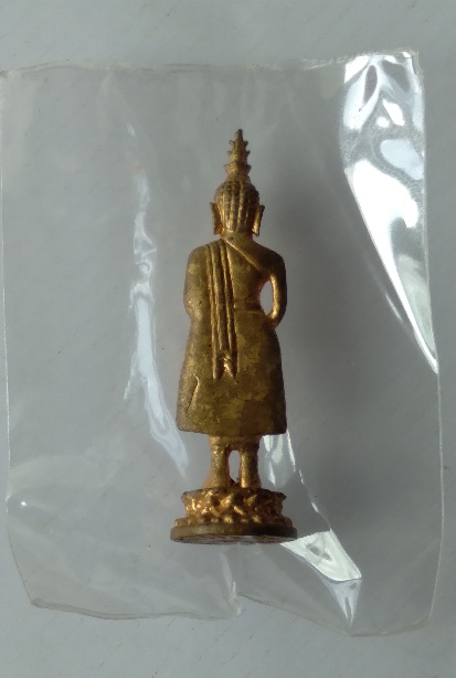 รูปหล่อยืนหลวงพ่อแก่นจันทร์