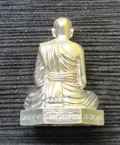 ๑๐๐ ปี รวยชนะจน ๒๕๖๓..รูปหล่อกะไหล่เงิน..ลพ.พัฒน์ วัดห้วยด้วน จ.นครสวรรค์ / ส่ง ems