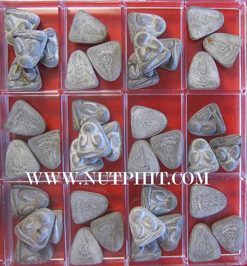 ชุด ๘๓ องค์พระปิดตาหลวงพ่อยอด วัดศรีบุญเรือง มุกดาหาร*96