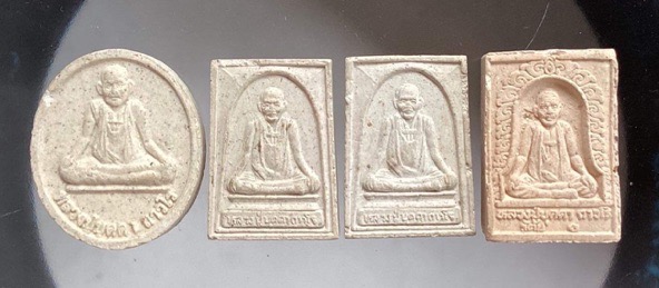 พระผงหลวงปู่บุดดา วัดกลางชูศรีเจริญสุข จ.สิงห์บุรี จำนวน4องค์