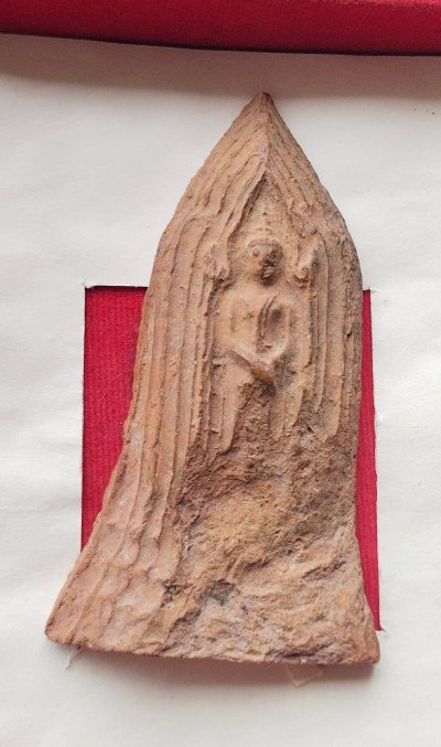 พระโคนสมอเนื้อดินหลังจาร ไม่ทราบที่