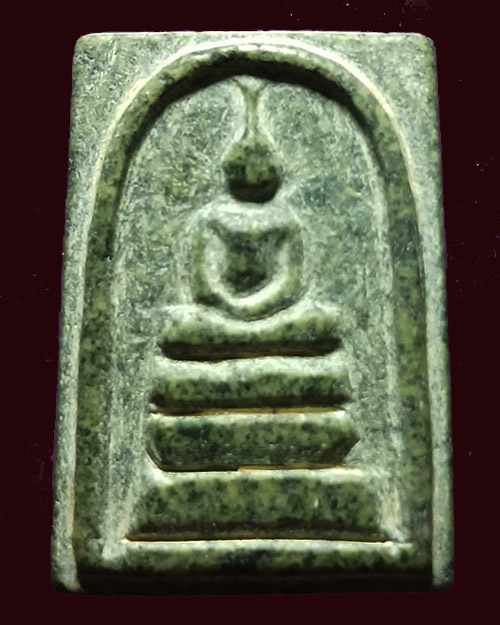 พระหินแม่น้ำโขงหลวงปู่จันมี วัดป่าแก้งใหม่ อำเภอสังคม จังหวัดหนองคาย