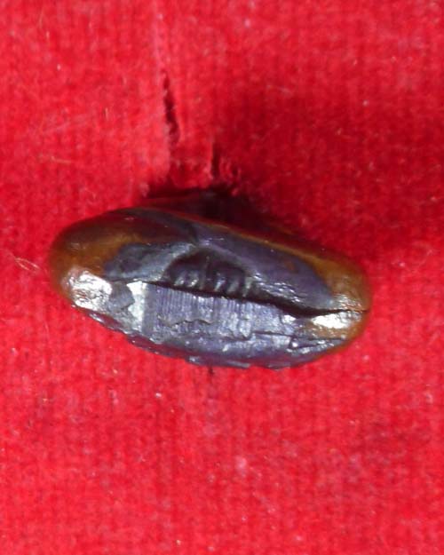 พระปิดตาพิมพ์ปั๊ม หลวงปู่อ่อน ญาณสิริ วัดป่านิโครธาราม อุดรธานี