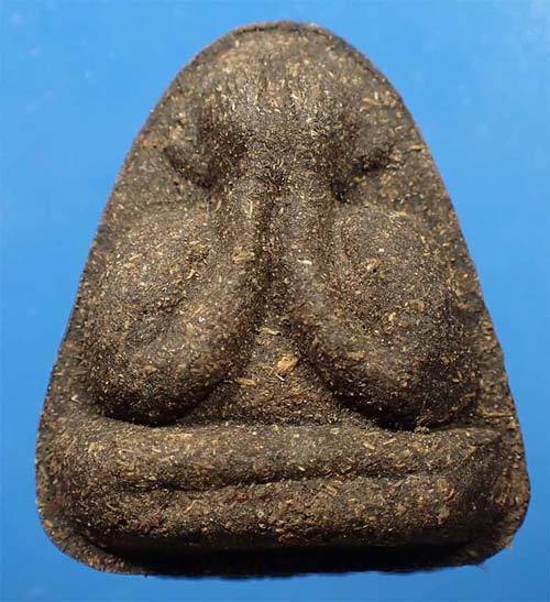 พระปิดตาท่านเจ้าคุณศรี วัดอ่างศิลา ชลบุรี ปี ๒๕๐๗ พิมพ์นักกล้ามใหญ่ หลังยันต์กระบองไขว้*138