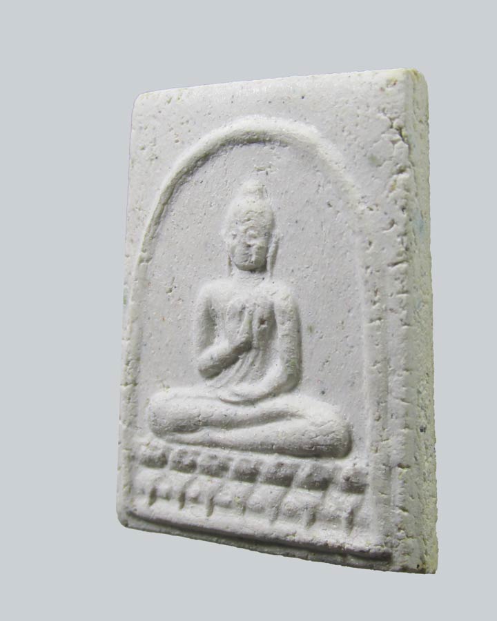 พระผงประทานพร พระพุทธนวมินทรมหาจักรีฯ พระมหาธาตุเจดีย์ดอยอินทนนท์ พิธีใหญ่ ปี30