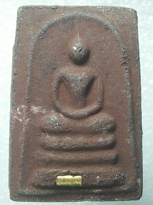 พระสมเด็จแร่เหล็กน้ำพี้ หลังสาลิกาคู่ ตะกรุด 1 ดอก 