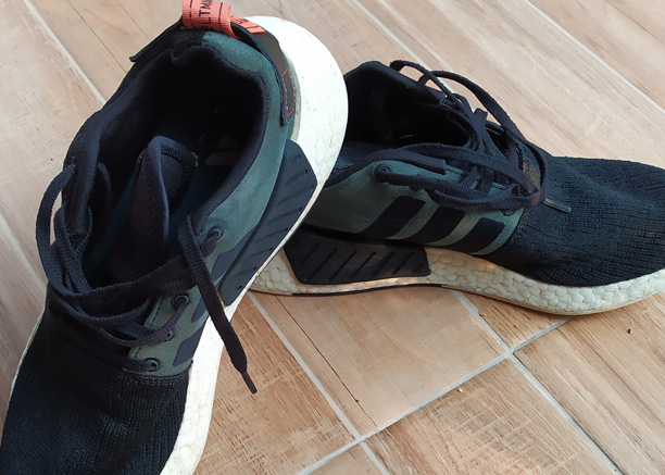 N รองเท้า Adidas NMD R2 ของแท้