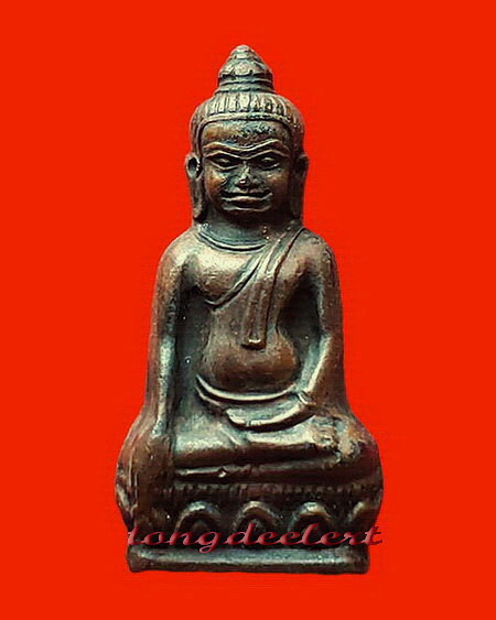 พระหูยาน ปืนแตก จปร. รุ่น 100 ปี วัดราชบพิธ ปี 2513 ค่ะ